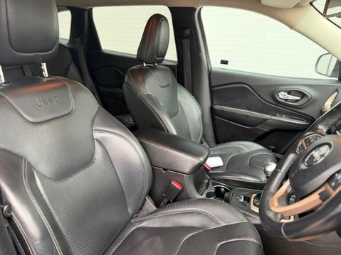 Jeep Cherokee 2.0 CRD Limited 4WD Euro 5 (s/s) 5dr 8