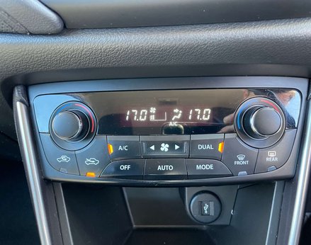 Suzuki SX4 S-Cross 1.4 SX4 S-Cross Motion Boosterjet MHEV 5dr 37