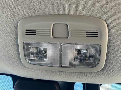 Suzuki Vitara SZ-T BOOSTERJET MHEV 37