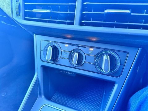 Volkswagen Polo 1.0 TSI R-Line Euro 6 (s/s) 5dr 22