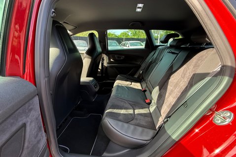 SEAT Leon TSI CUPRA 4DRIVE DSG ESTATE -BUCKET SEATS -CAMERA- SOUND -ACC -REVO STAGE 1 25
