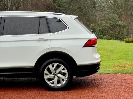Volkswagen Tiguan Allspace LIFE TSI DSG 22