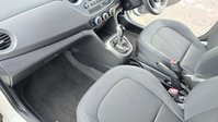Hyundai i10 1.2 SE Hatchback 5dr Petrol Auto Euro 6 (87 ps) 25