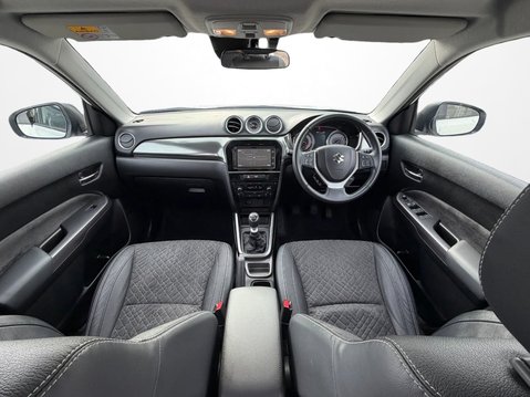 Suzuki Vitara 1.4 Boosterjet 48V Hybrid SZ5 5dr 18