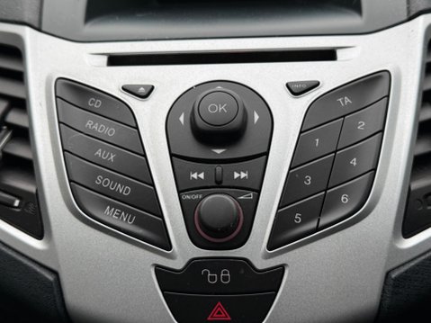 Ford Fiesta 1.25 Edge 3dr 9