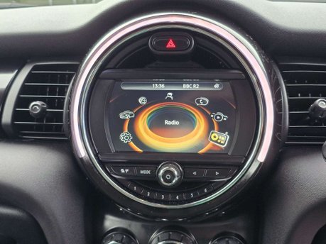 Mini Hatch 1.5 Cooper Hatchback 5dr Petrol Steptronic Euro 6 (s/s) (136 ps) 21