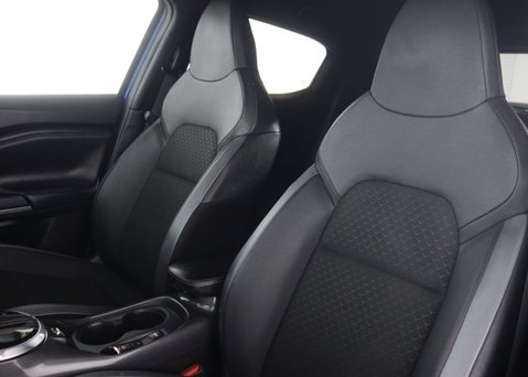 Nissan Juke 1.6 Juke N-Connecta HEV CVT 5dr 42