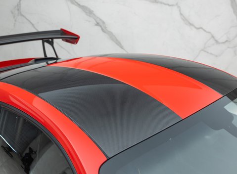 Porsche 911 GT2 RS Weissach (991) 44