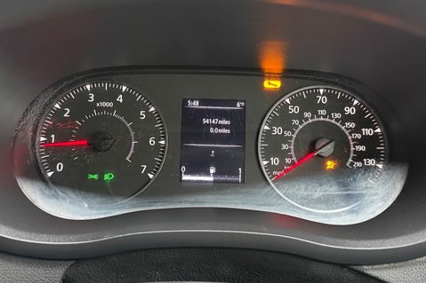 Renault Master LM35 BUSINESS PLUS DCI LWB -RARE COLOUR -FULL SERVICE HISTORY -DEMO +1 OWNR 26