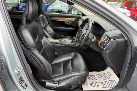 Volvo V90 D5 POWERPULSE INSCRIPTION PRO AWD -PAN ROOF - £6320 OPTIONAL EXTRAS  16