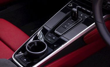 Porsche 911 Turbo S (992) 19