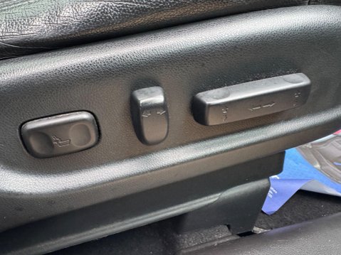 Honda CR-V 2.2 i-DTEC EX Auto 4WD Euro 5 5dr 30