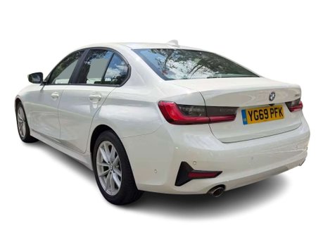 BMW 3 Series 2.0 318d SE Saloon 4dr Diesel Auto Euro 6 (s/s) (150 ps) 4
