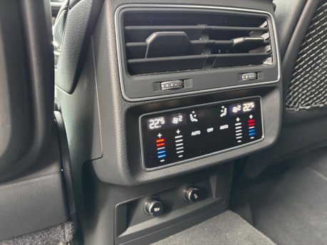 Audi Q7 TDI QUATTRO S LINE BLACK EDITION MHEV 12