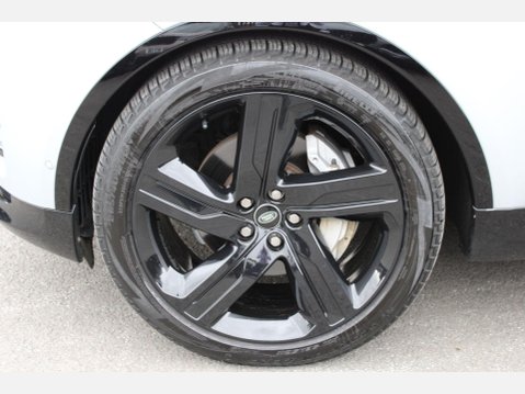 Land Rover Discovery DYNAMIC HSE 36