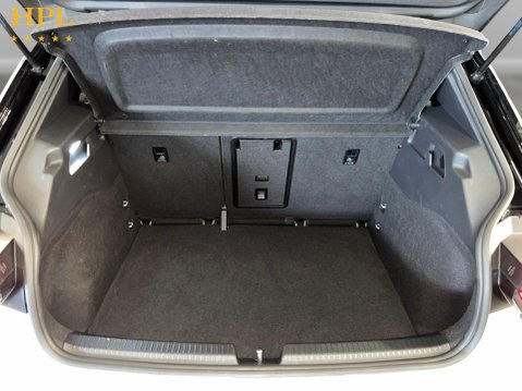 Volkswagen ID.3 Pro Performance 58kWh Style Hatchback 5dr Electric Auto (204 ps) 22