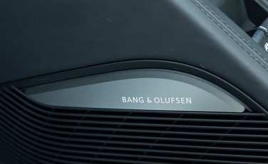 Audi R8 V10 PERFORMANCE CARBON BLACK 19