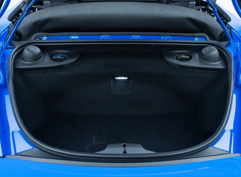 Porsche 718 SPYDER 40
