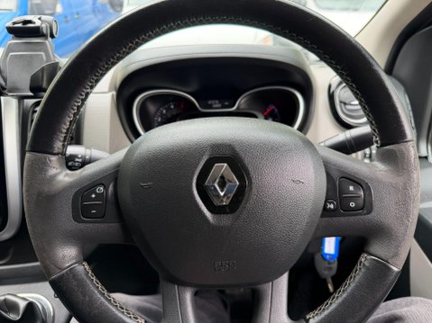 Renault Trafic 1.6 dCi ENERGY 27 Sport Nav Panel Van 5dr Diesel Manual SWB Standard Roof E 31