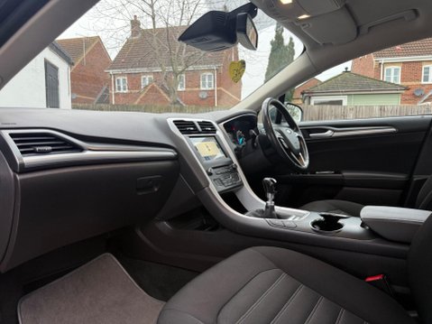 Ford Mondeo 1.5 TDCi ECOnetic Zetec Euro 6 (s/s) 5dr 41