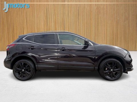 Nissan Qashqai 1.5 dCi N-Connecta SUV 5dr Diesel Manual Euro 6 (s/s) (115 ps) 19