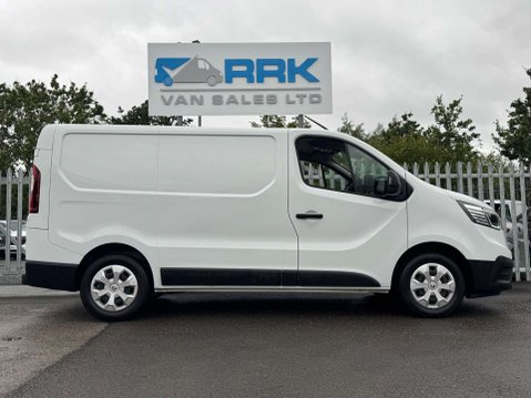 Renault Trafic 2.0 dCi Blue SL28 Business+ Panel Van 5dr Diesel Manual L1 H1 Euro 6 (s/s) 7