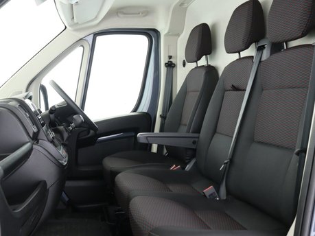 Peugeot Boxer BLUEHDI 335 L3H2 PROFESSIONAL P/V 5