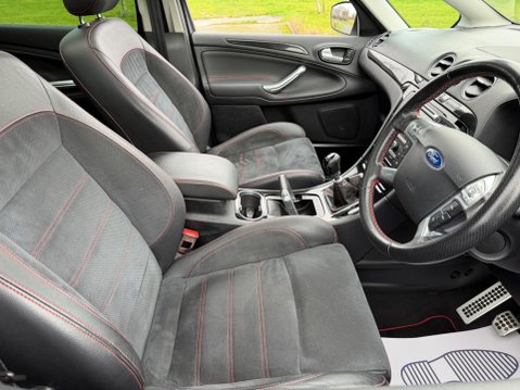 Ford S-Max 2.2 TDCi Titanium X Sport Euro 5 5dr 32