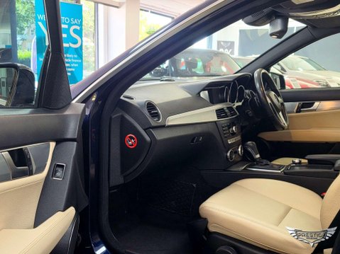 Mercedes-Benz C Class 2.1 C220 CDI BlueEfficiency Sport G-Tronic+ Euro 5 (s/s) 4dr 46