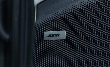 Porsche Macan 4 Electric 30