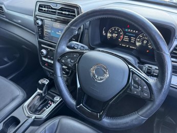 SsangYong Tivoli 1.5P Ultimate Auto Euro 6 (s/s) 5dr