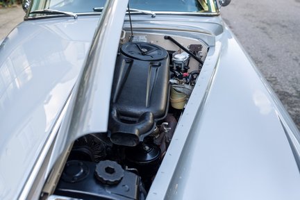 Bentley S2 Continental H.J Mulliner 35