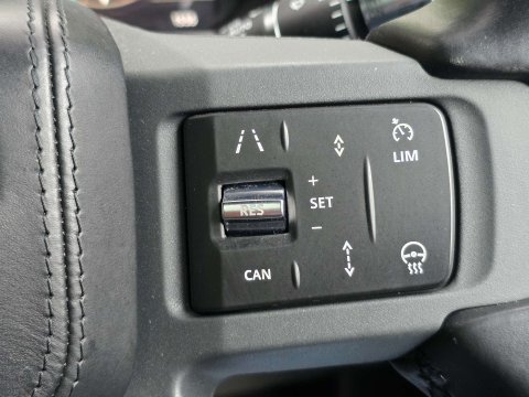 Land Rover Defender 2.0 Defender X-Dynamic HSE Auto 4WD 5dr 44
