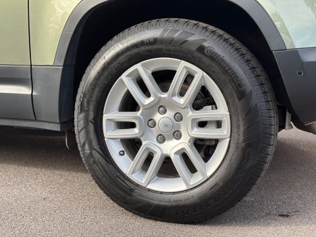 Land Rover Defender 2.0 P300 S SUV 3dr Petrol Auto 4WD Euro 6 (s/s) (300 ps) 13