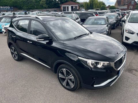 MG ZS 44.5kWh Exclusive Auto 5dr 8