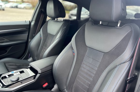 BMW I4 EDRIVE35 M SPORT AUTO 33