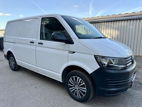 Volkswagen Transporter 2.0 TDI T32 Startline DSG FWD SWB Euro 6 (s/s) 5dr 2