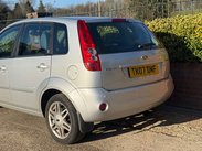 Ford Fiesta 1.4 Fiesta Ghia 5dr 9