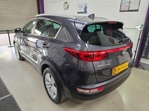 Kia Sportage 1.7 CRDi 2 Euro 6 (s/s) 5dr 7