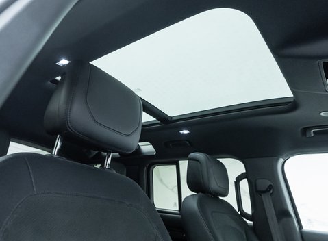 Land Rover Defender 110 V8 CARPATHIAN EDITION Urban 16