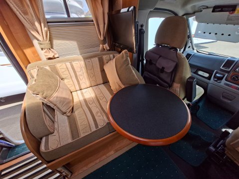 Auto-Trail Cheyenne 740s E 38