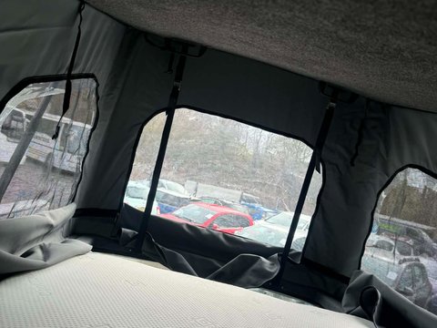 Volkswagen Transporter T28 TDI P/V HIGHLINE 5 BERTH CAMPERVAN 14