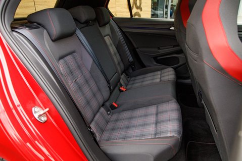 Volkswagen Golf GTI TSI DSG 43