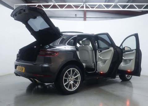 Porsche Macan 3.0 Macan S Semi-Auto 4WD 5dr 70