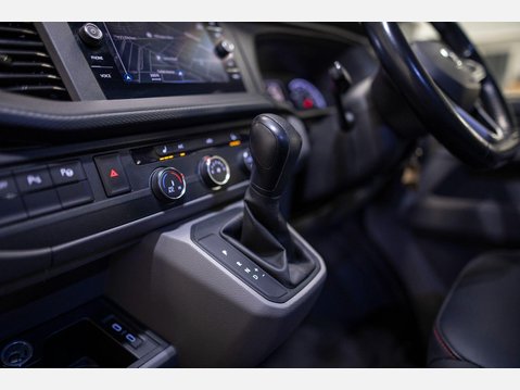 Volkswagen Transporter 2.0 BiTDI T32 Highline Panel Van 5dr Diesel DSG FWD SWB Euro 6 (s/s) (199 p 56
