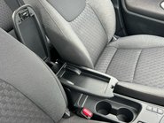 Toyota Yaris ICON FHEV 29