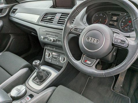 Audi Q3 2.0 TDI S line quattro Euro 5 (s/s) 5dr 10