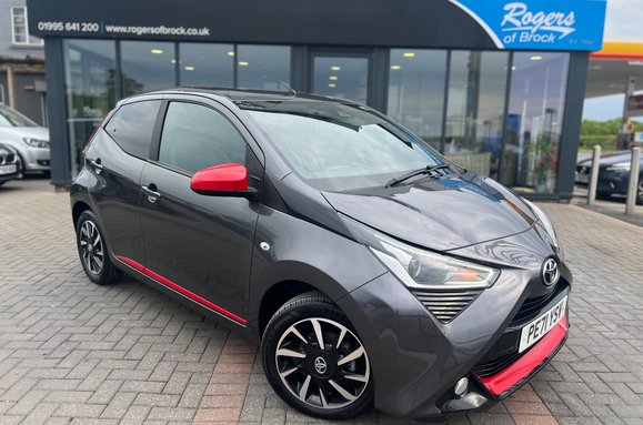 Toyota Aygo 1.0 VVT-I X-TREND TSS 5 DOOR 1