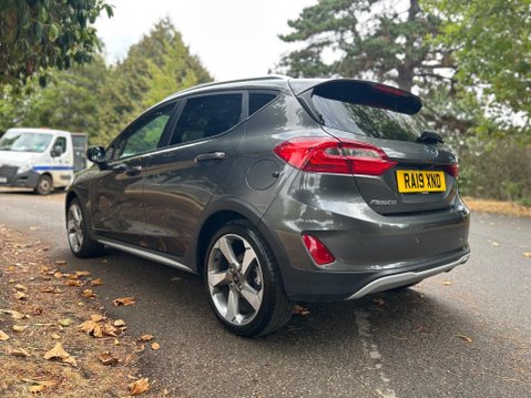 Ford Fiesta ACTIVE X 22