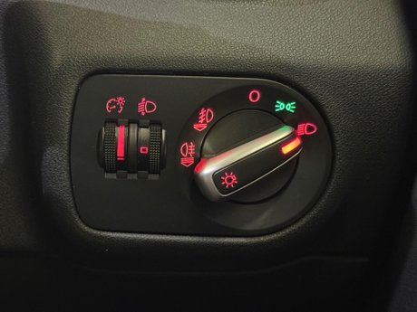 Audi A1 1.4 TFSI S line S Tronic Euro 5 (s/s) 3dr 18